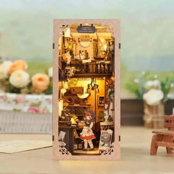 CUTEBEE GRANDFATHER'S ANTIQUE STORE DIY BOOK NOOK KIT - Diy book nook kit