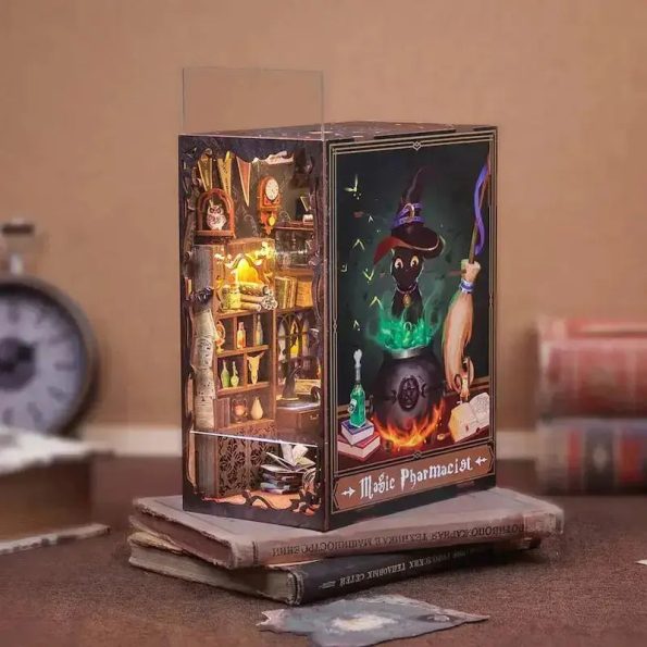 magic pharmacist book nook