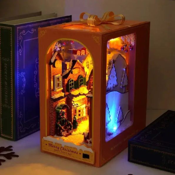 Merry Christmas DIY Book Nook Kit - Diy book nook kit
