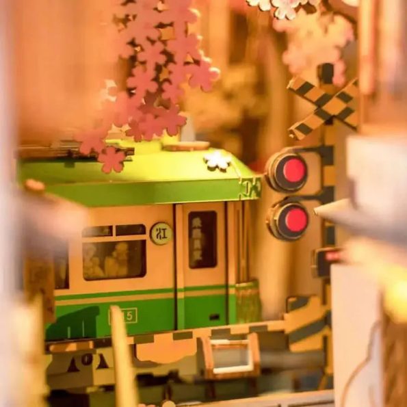 ROBOTIME ROLIFE SAKURA DENSYA DIY BOOK NOOK KIT - Diy book nook kit